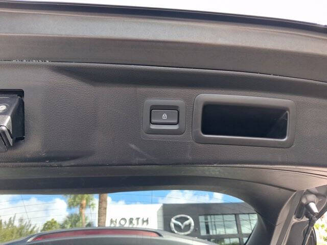 2024 Mazda CX-50 2.5 S Select