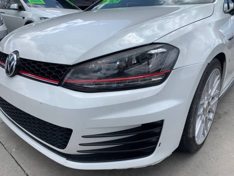 2017 Volkswagen Golf GTI S