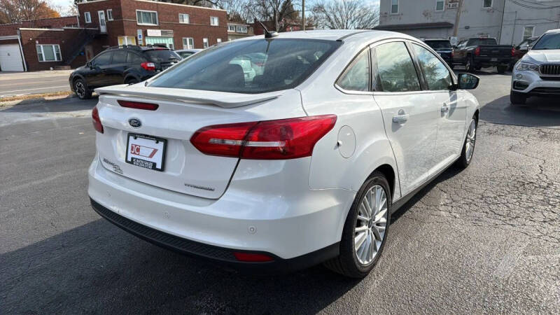 2017 Ford Focus Titanium