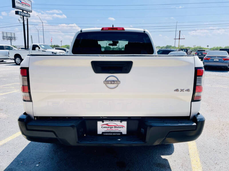 2022 Nissan Frontier S