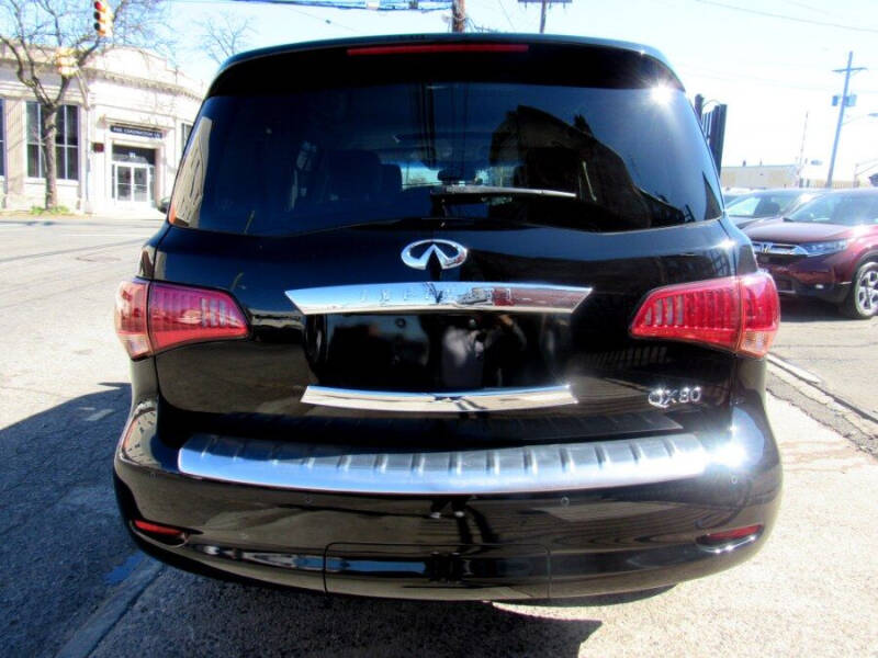 2017 Infiniti QX80