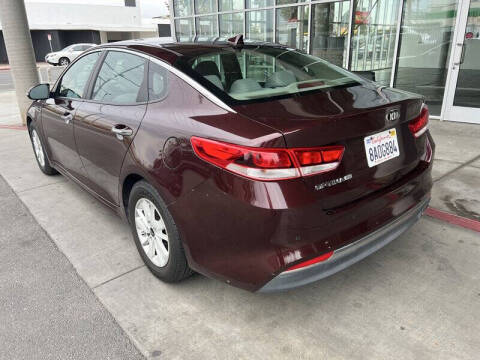 2018 Kia Optima LX