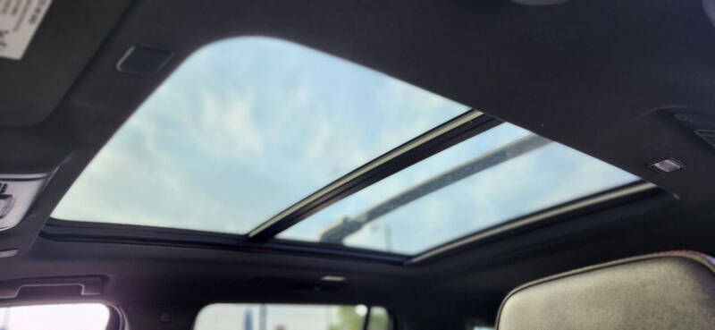 2021 Chevrolet Suburban RST