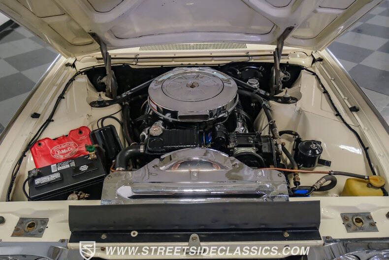 1962 Ford Thunderbird