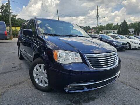 2015 Chrysler Town and Country for sale at North Georgia Auto Brokers in Snellville GA