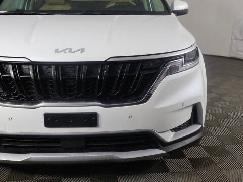 2023 Kia Carnival EX