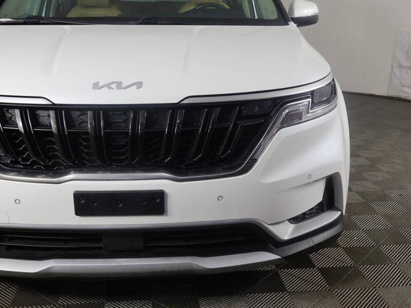 2023 Kia Carnival EX