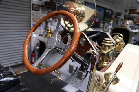 1912 Oldsmobile Defender