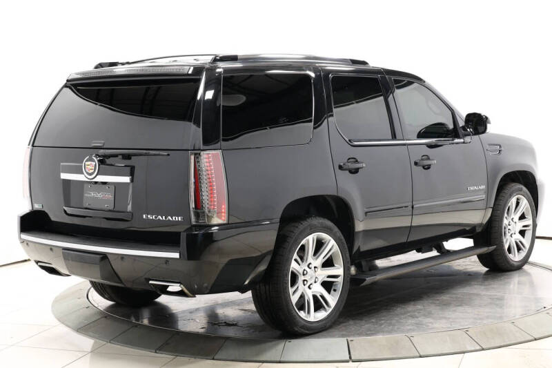 2012 Cadillac Escalade Premium