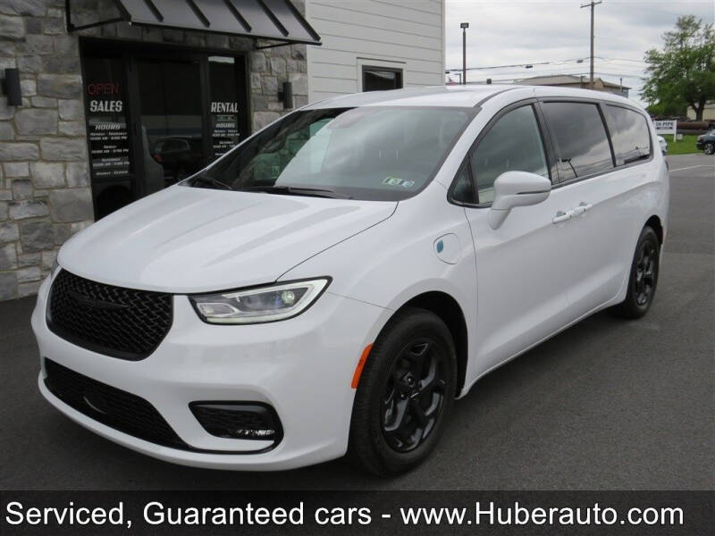 2022 Chrysler Pacifica Hybrid Touring L