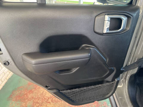 2021 Jeep Gladiator Willys