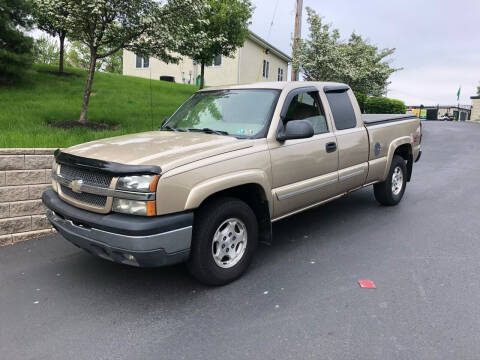 2004 Chevrolet Silverado 1500 for sale at 4 Below Auto Sales in Willow Grove PA
