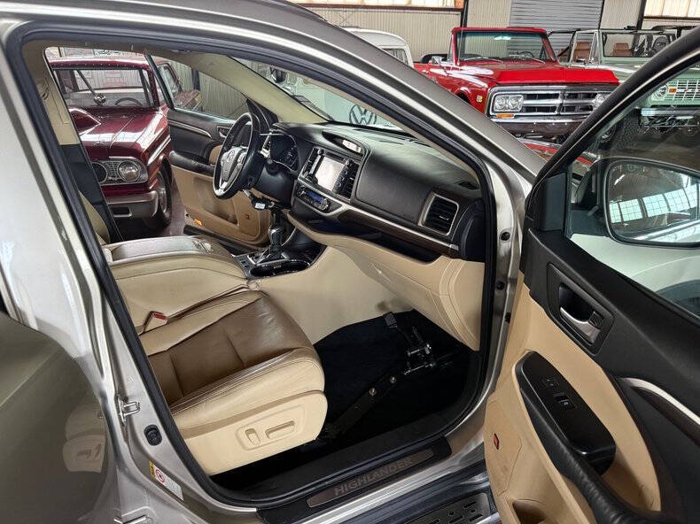 2015 Toyota Highlander