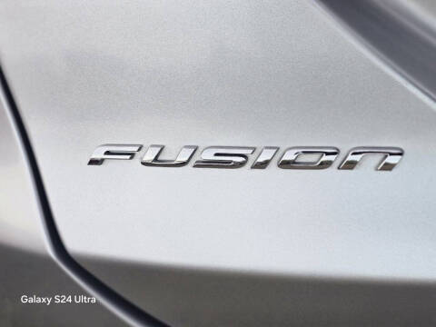 2016 Ford Fusion Hybrid SE