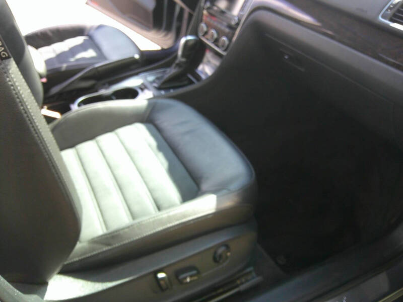 2014 Volkswagen Passat 2.0L TDI SEL Premium