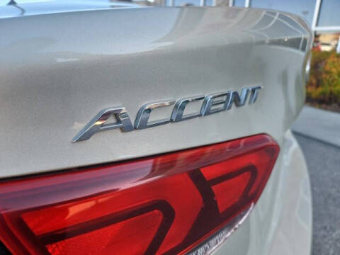 2019 Hyundai Accent SE