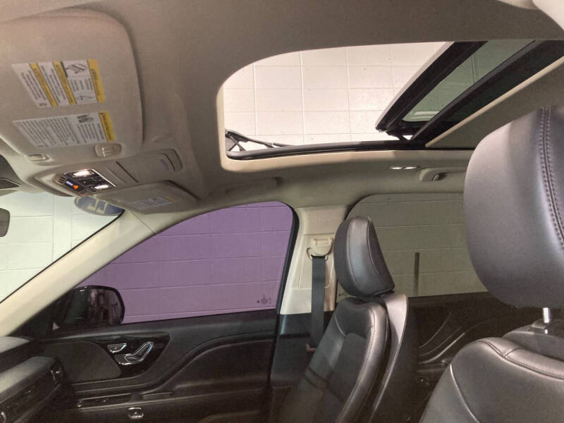 2022 Lincoln Aviator Standard