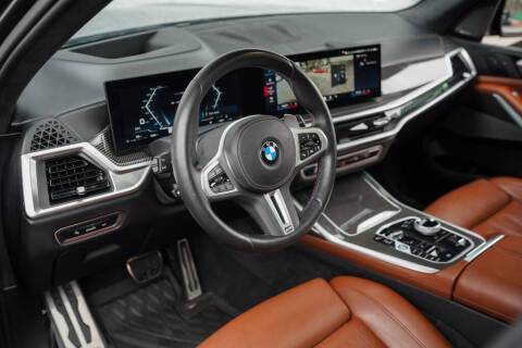 2025 BMW X7 M60i