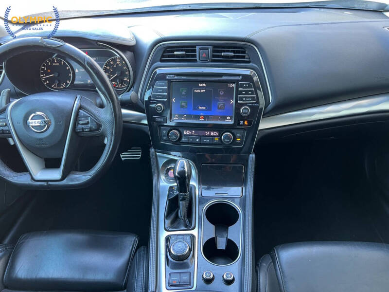 2016 Nissan Maxima