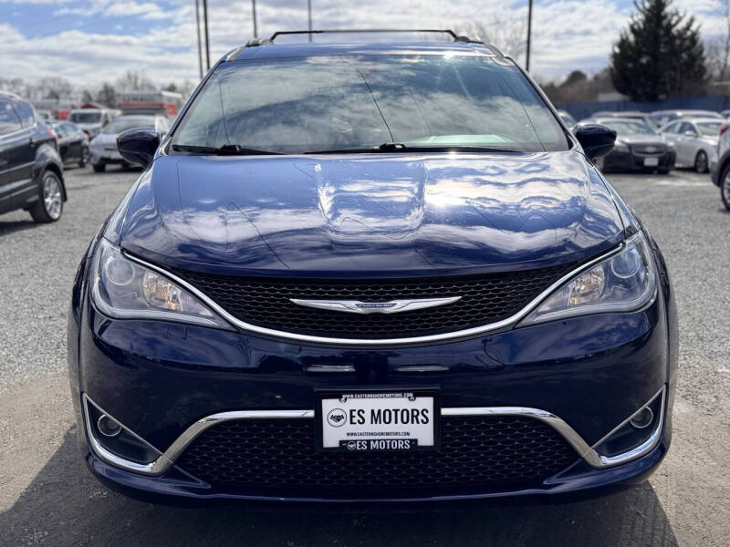 2017 Chrysler Pacifica Touring Plus