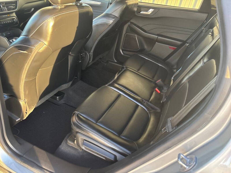 2023 Ford Escape Platinum