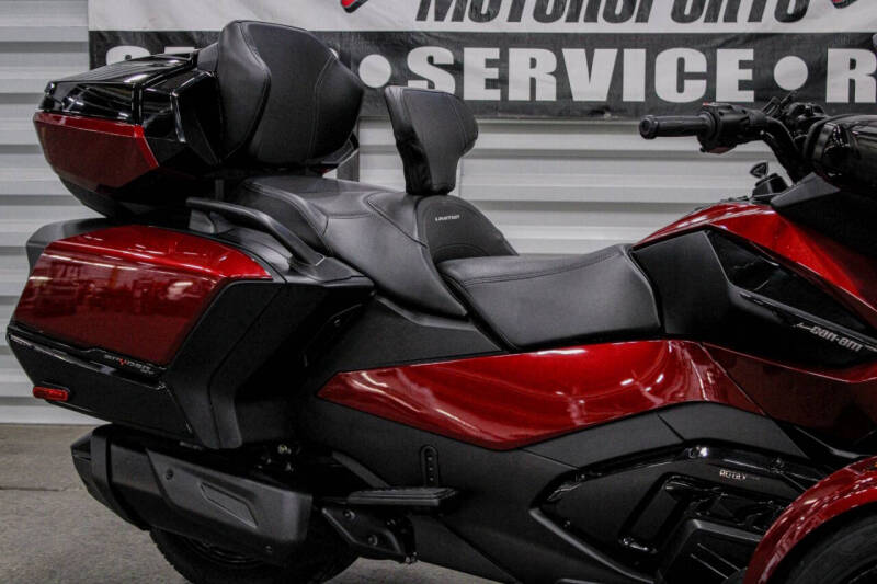 2022 Can-Am Spyder RT Limited