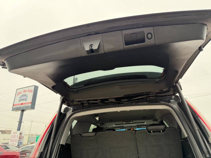 2019 Cadillac Escalade Luxury