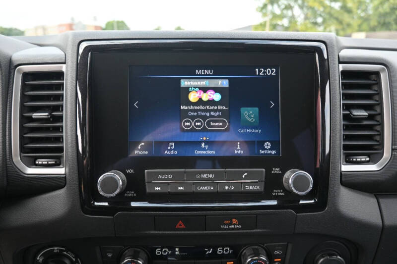 2022 Nissan Frontier SV