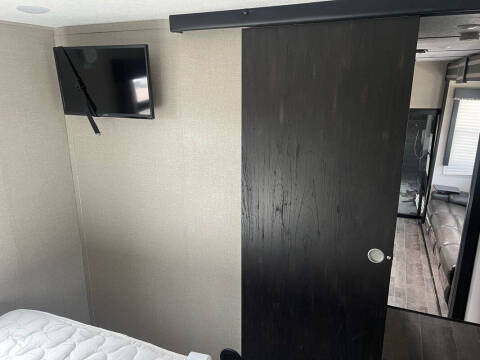 2018 Keystone RV IMPACT- TOY