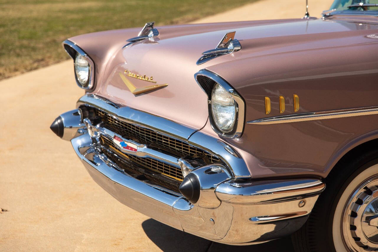 1957 Chevrolet Bel Air 76
