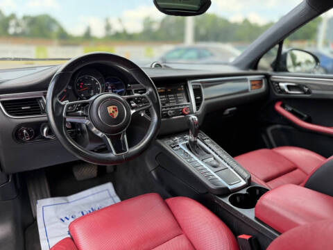 2015 Porsche Macan Turbo