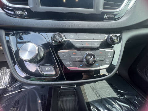 2019 Chrysler Pacifica Touring L