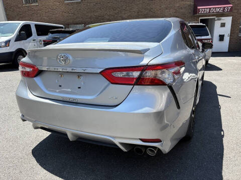 2018 Toyota Camry SE