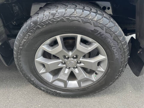 2021 Nissan Frontier SV