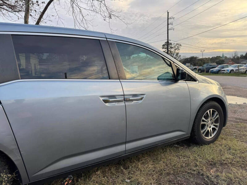 2011 Honda Odyssey EX-L photo 8