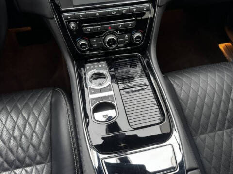 2017 Jaguar XJL Portfolio