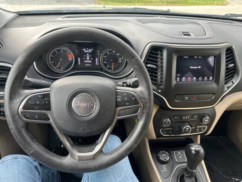2019 Jeep Cherokee Latitude