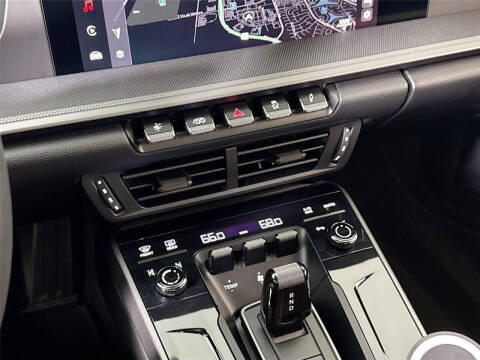 2025 Porsche 911 Carrera