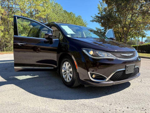 2017 Chrysler Pacifica