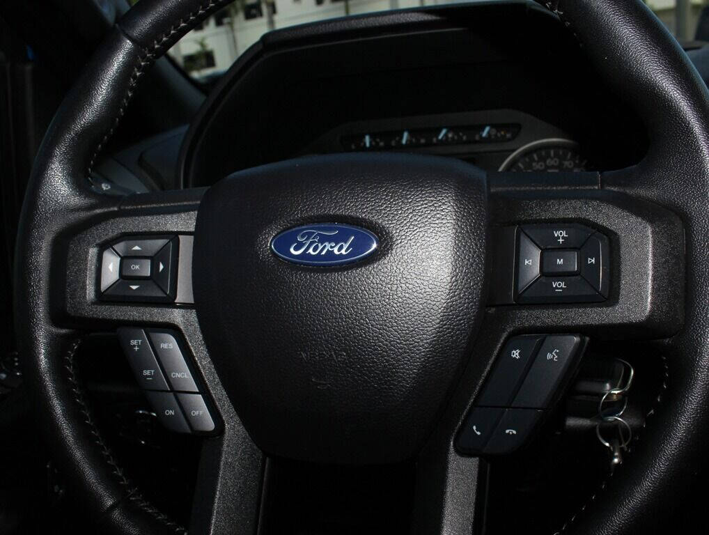 2019 FORD F-150 Pickup - $31,995
