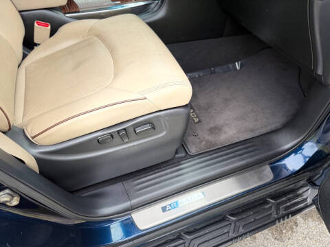 2017 Nissan Armada Platinum