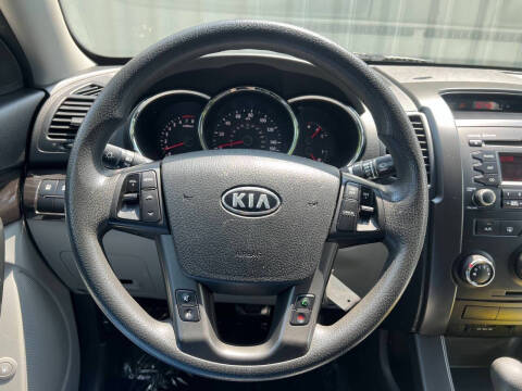 2012 Kia Sorento LX