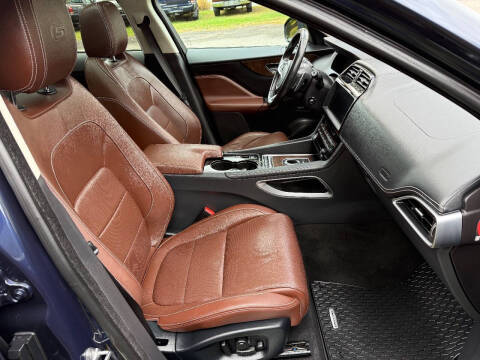 2017 Jaguar F-PACE S