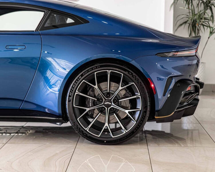 2026 Aston Martin Vantage