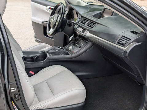 2011 Lexus CT 200h