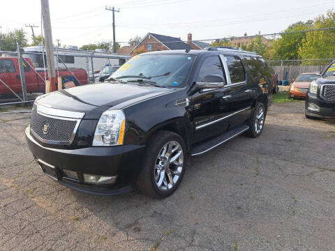 2008 Cadillac Escalade ESV for sale at Richys Auto Sales in Detroit MI