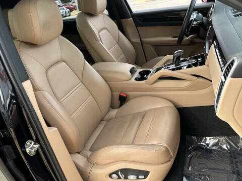 2020 Porsche Cayenne E-Hybrid