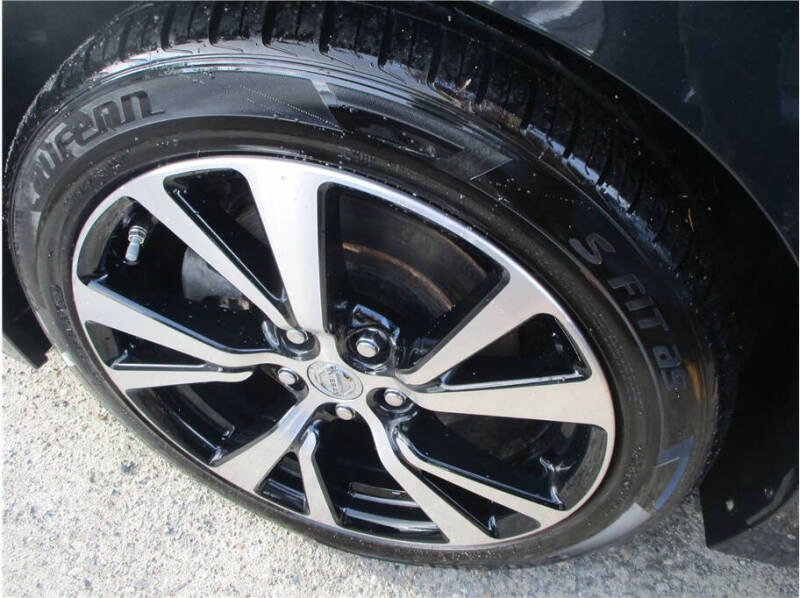 2017 Nissan Maxima Platinum