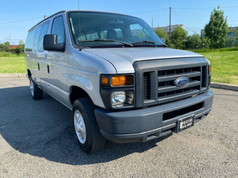 2013 Ford E-Series Wagon