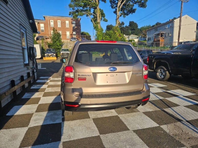 2014 Subaru Forester 2.5i